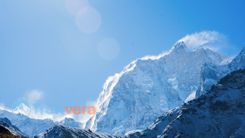 Khumbhakarna Himal view from before Kambachen also called Janu Himal