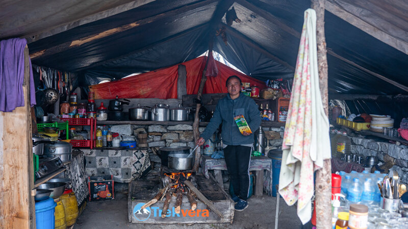 Tea shop at on the way ghunsa to khambachen